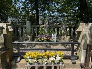 松陰神社 吉田松陰先生墓 Copyright par ST
