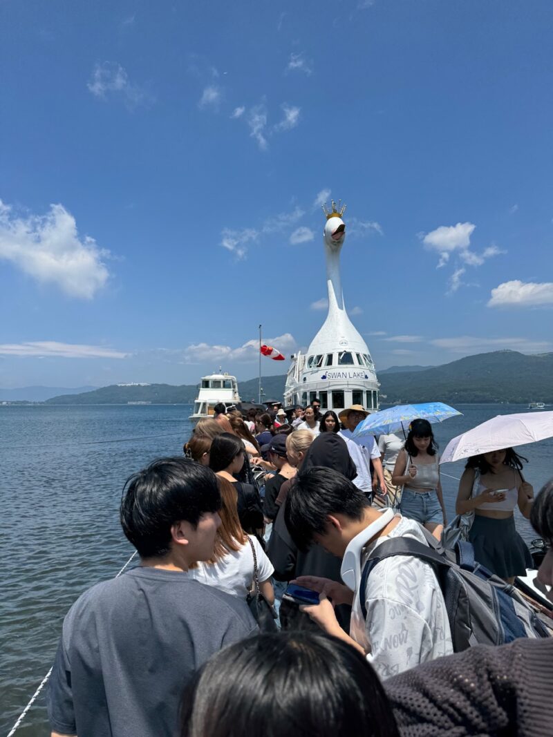山中湖遊覧船「白鳥の湖」は大行列 keiryusai.net