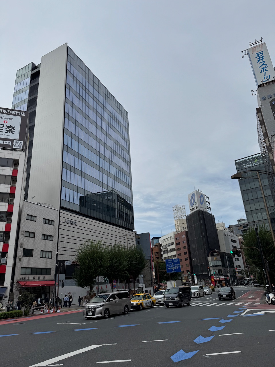 東京・神保町 三省堂は工事中です