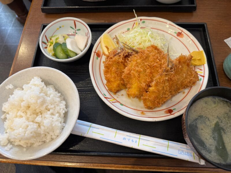 巣鴨地蔵通り商店街「ときわ食堂」アジフライ定食1150円　keiryusai.net