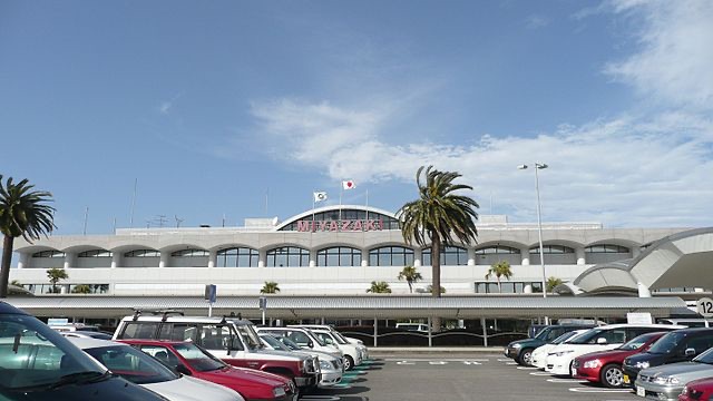 宮崎空港（出典 Wikimedia commons）