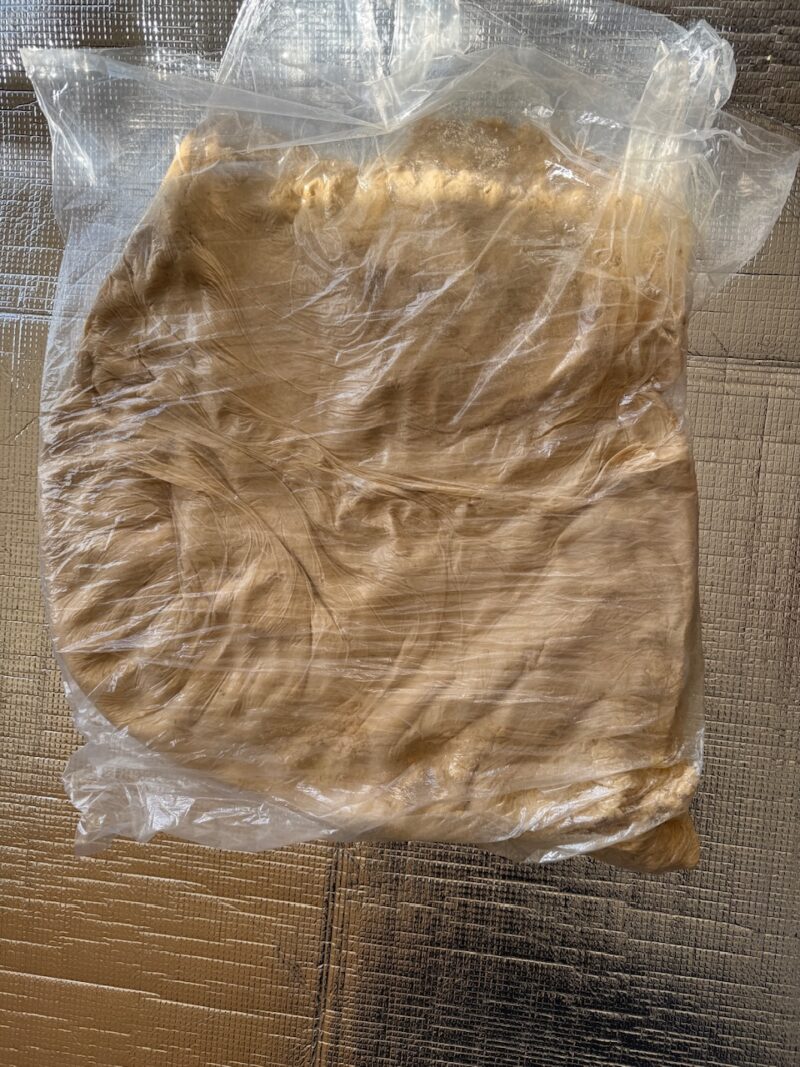 足で踏んだり手で揉んだりした大豆さん keiryusai.net