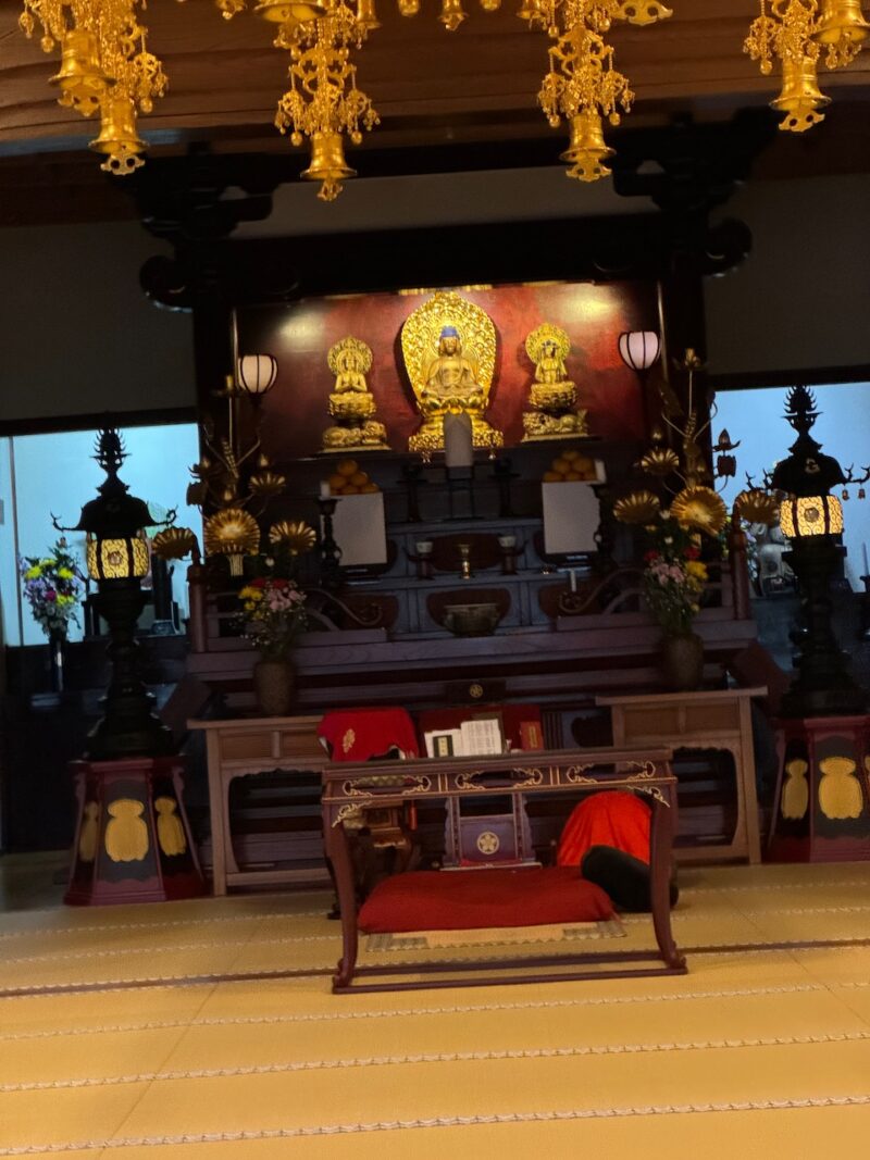 静勝寺の釈迦三尊像（脇侍は文殊菩薩と普賢菩薩）　keiryusai.net